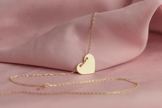The Ultimate Mother's Day Jewelry Guide