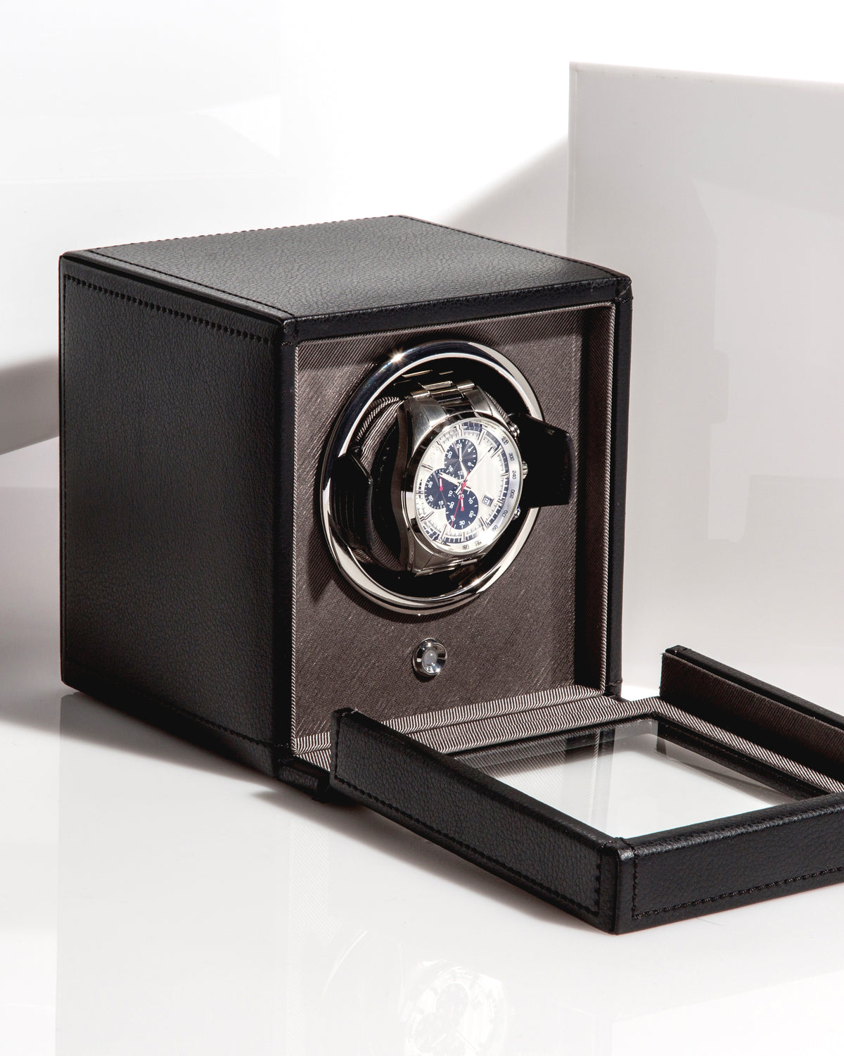 Cub Winder With Cover Black