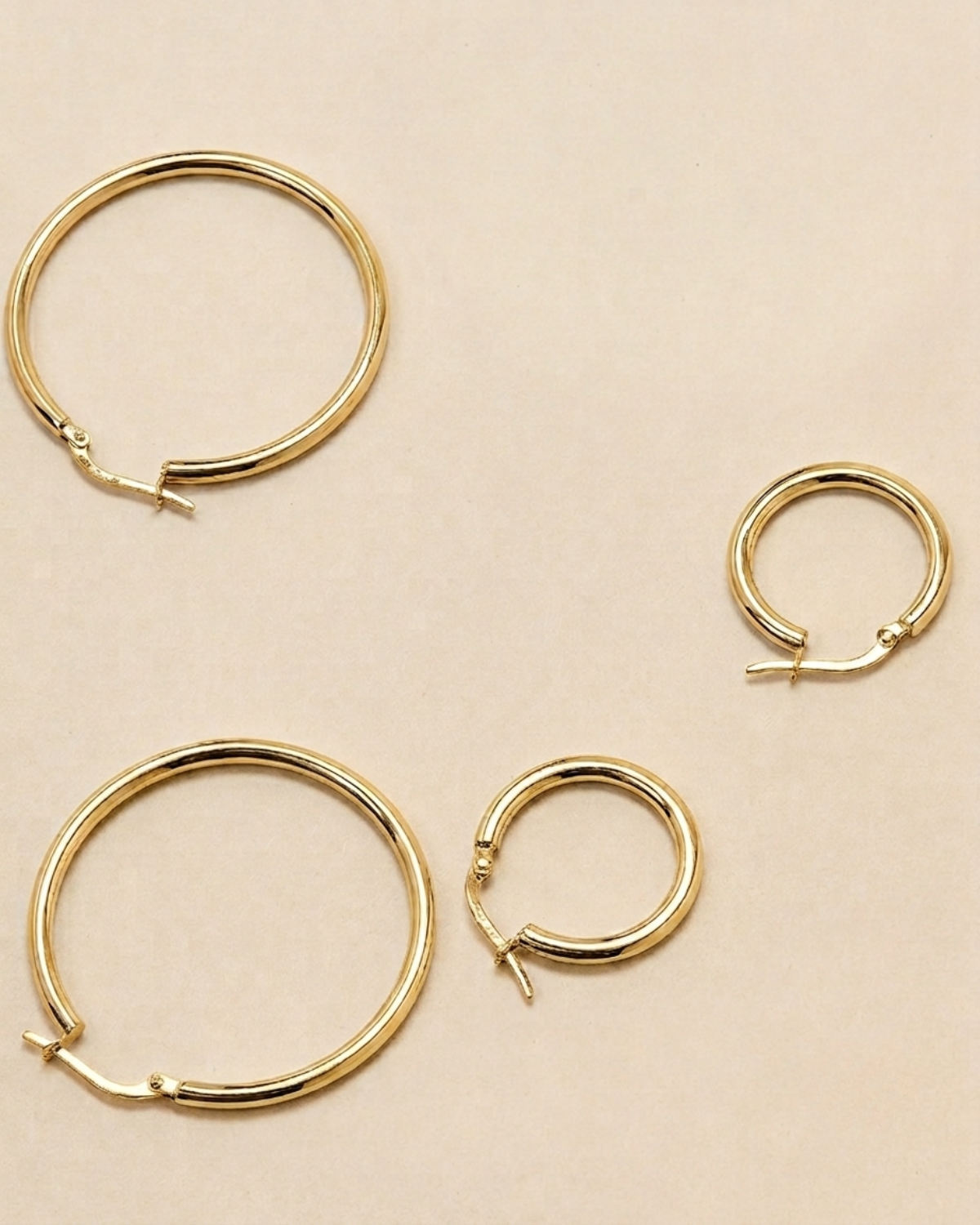 The Perfect Hoop Classic Gold Earrings - Large