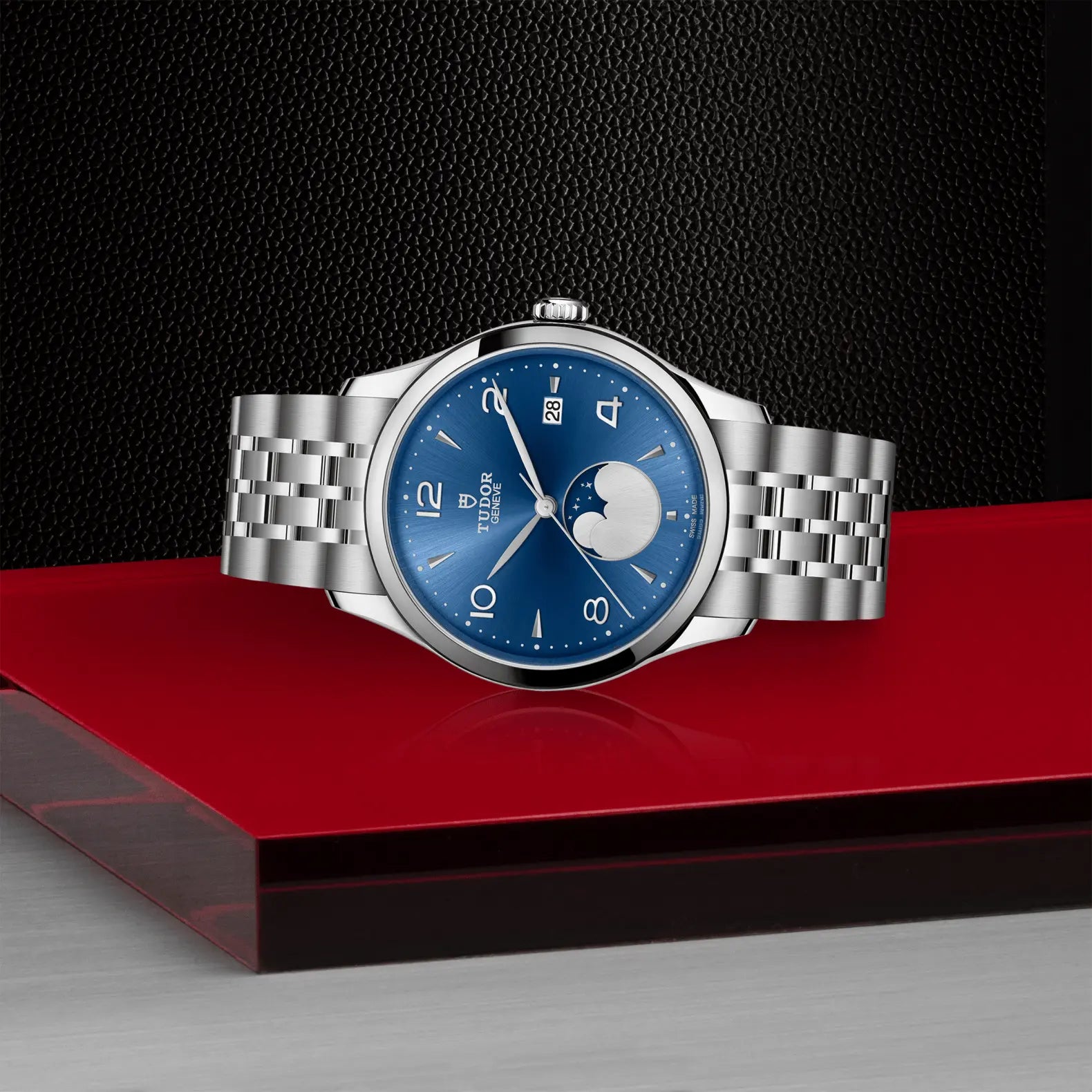 TUDOR 1926 Luna - Blakeman’s Fine Jewelry