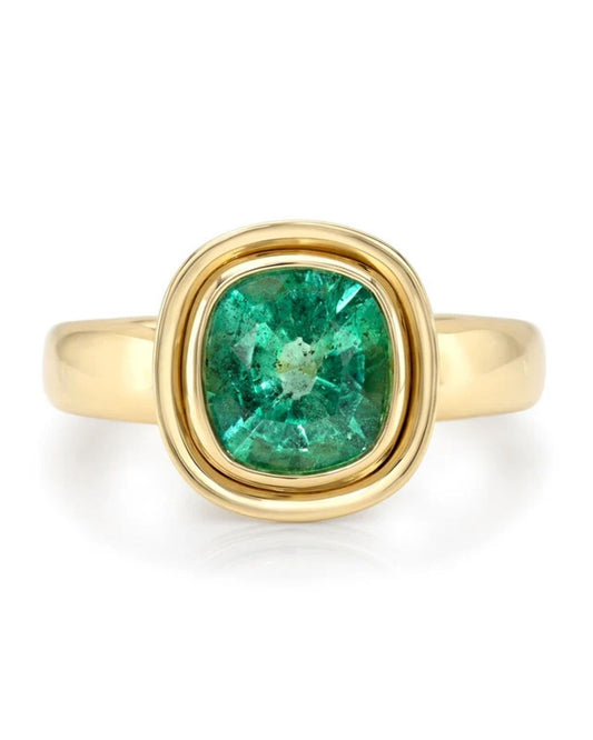 Aria with Gemstone