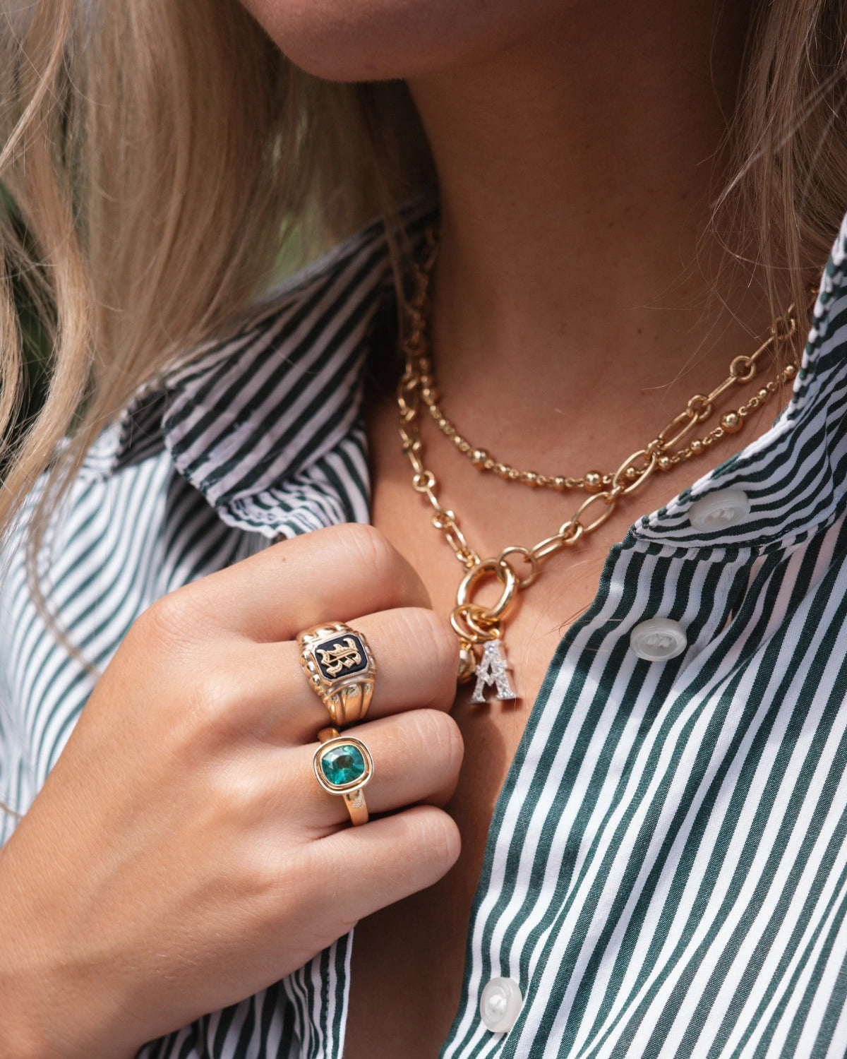Aria with Gemstone