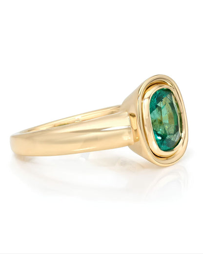 Aria with Gemstone