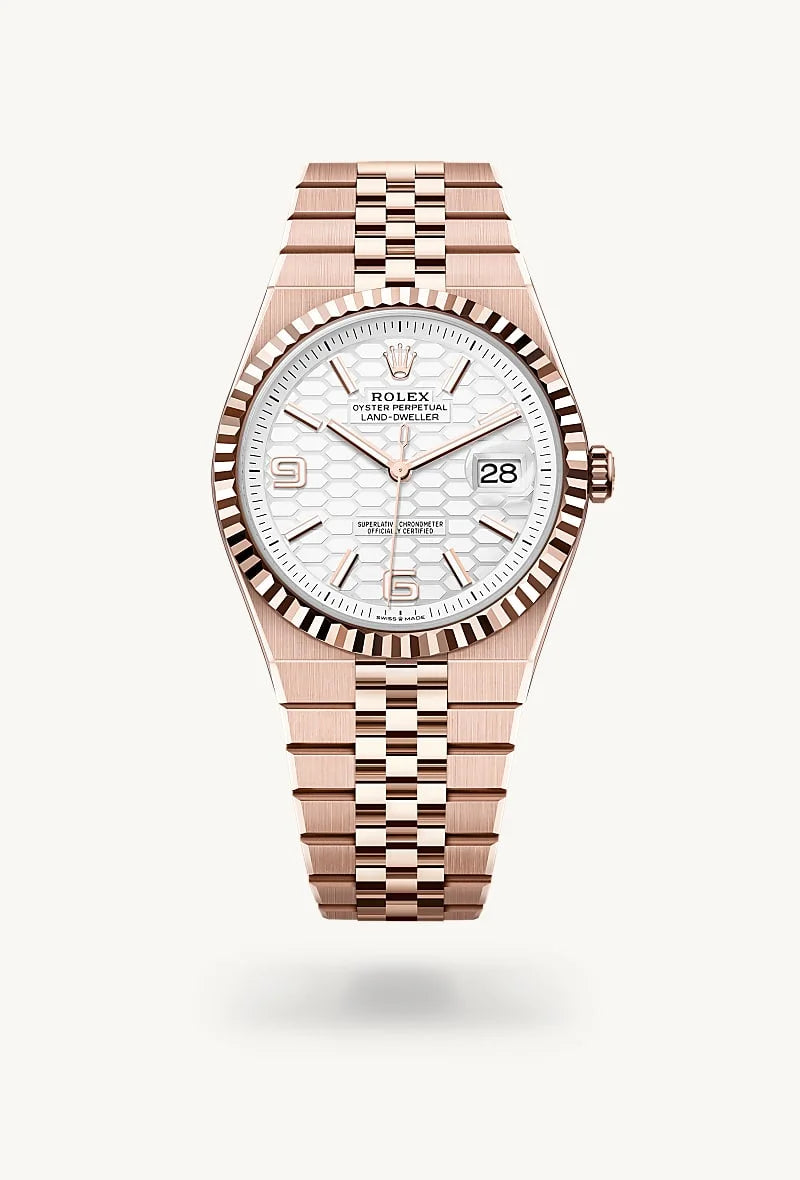 Rolex Land-Dweller 40 18 kt Everose gold, M127335-0001