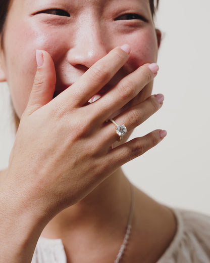 Diamond Band Solitaire 2ct Center