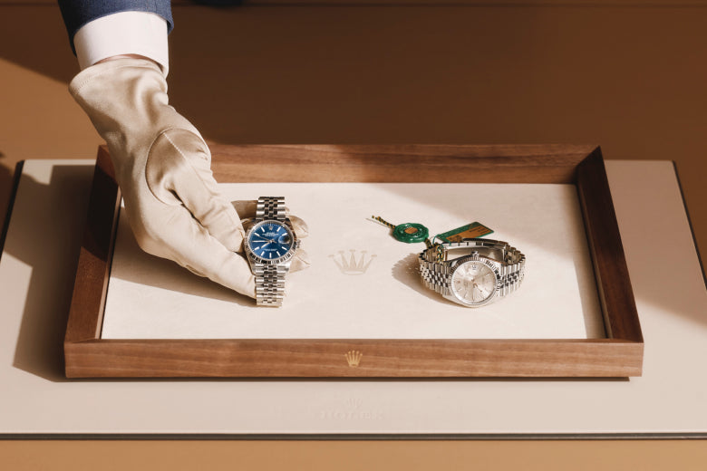 Rolex Rolex Submariner Date desk clock 80 mm, stainless steel C909010LN-0001 in , C909010LN-0001 - Blakemans Jewelry